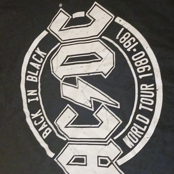 A balck/negro AC⚡️DC Xl large T - Picture 3 of 3